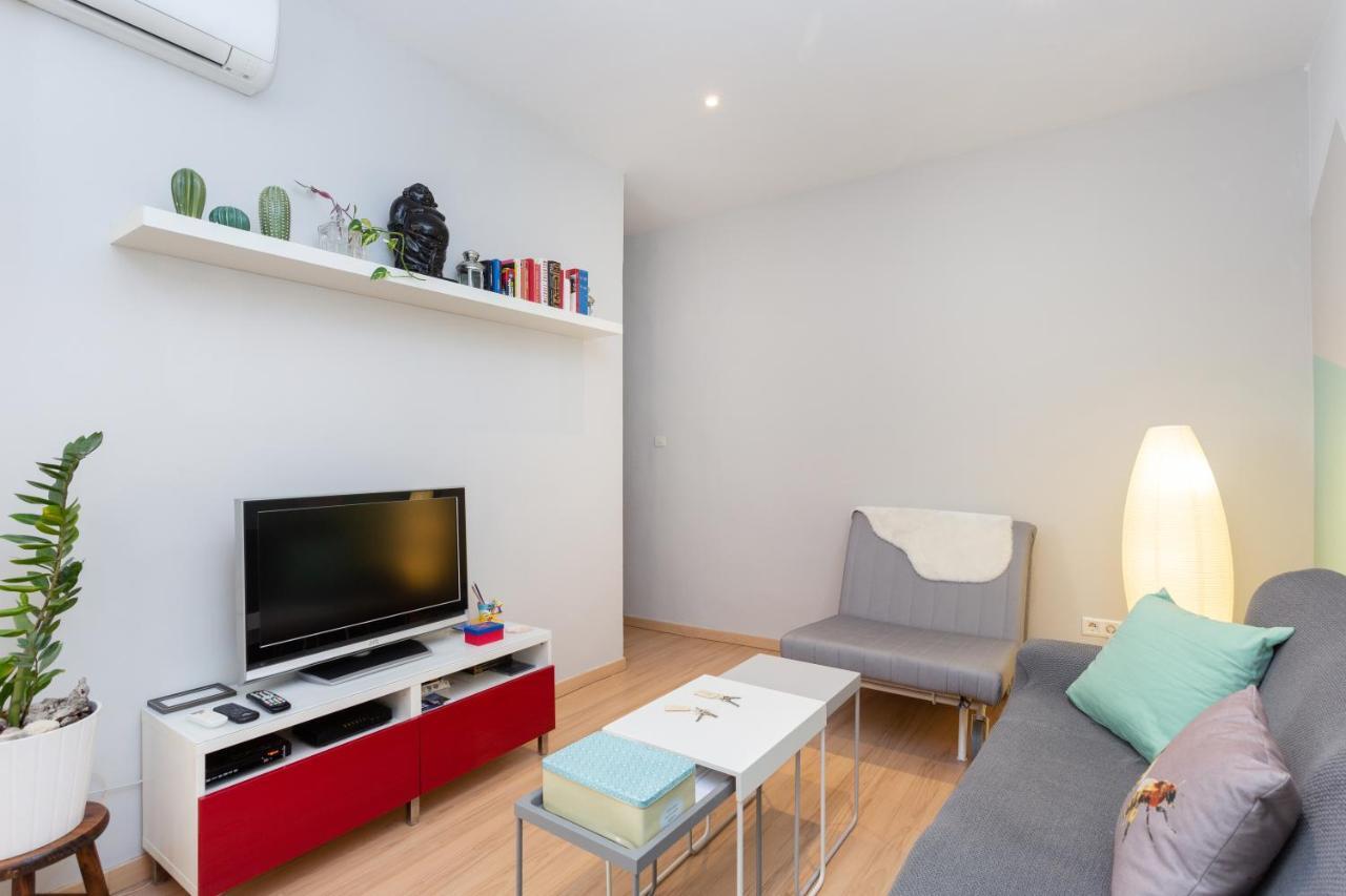 Amparo Apartment Madrid Exterior photo