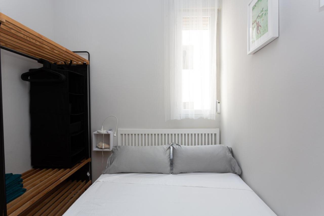 Amparo Apartment Madrid Exterior photo